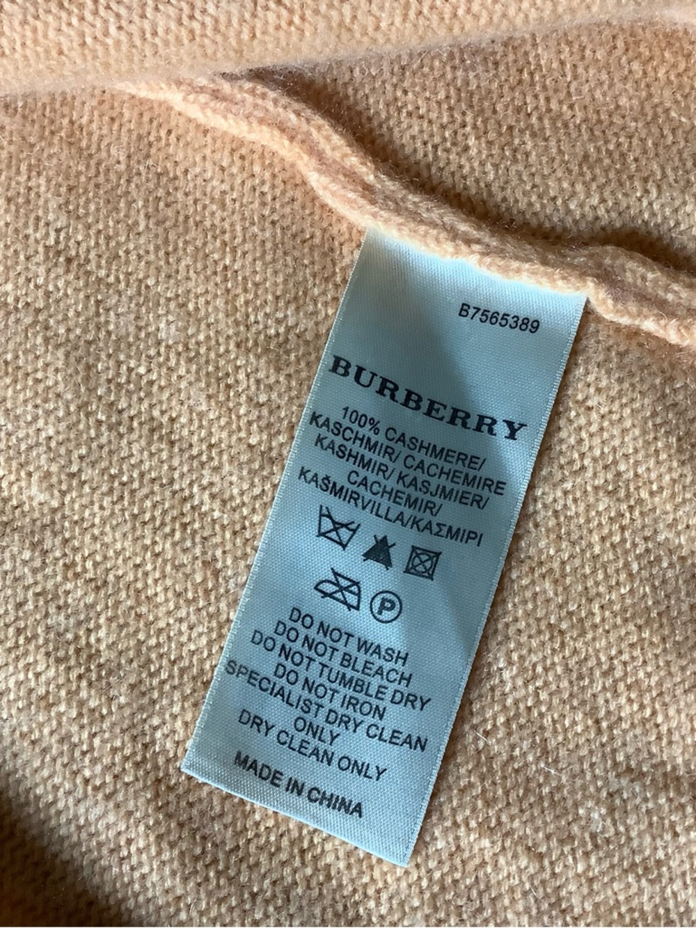 Burberry Mustard Yellow V-Neck Button cashmere cardigan - Picture 9 of 9